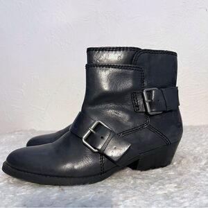 Nine West  Vasabady Black Leather Ankle Booties Vintage America Collection SZ 8